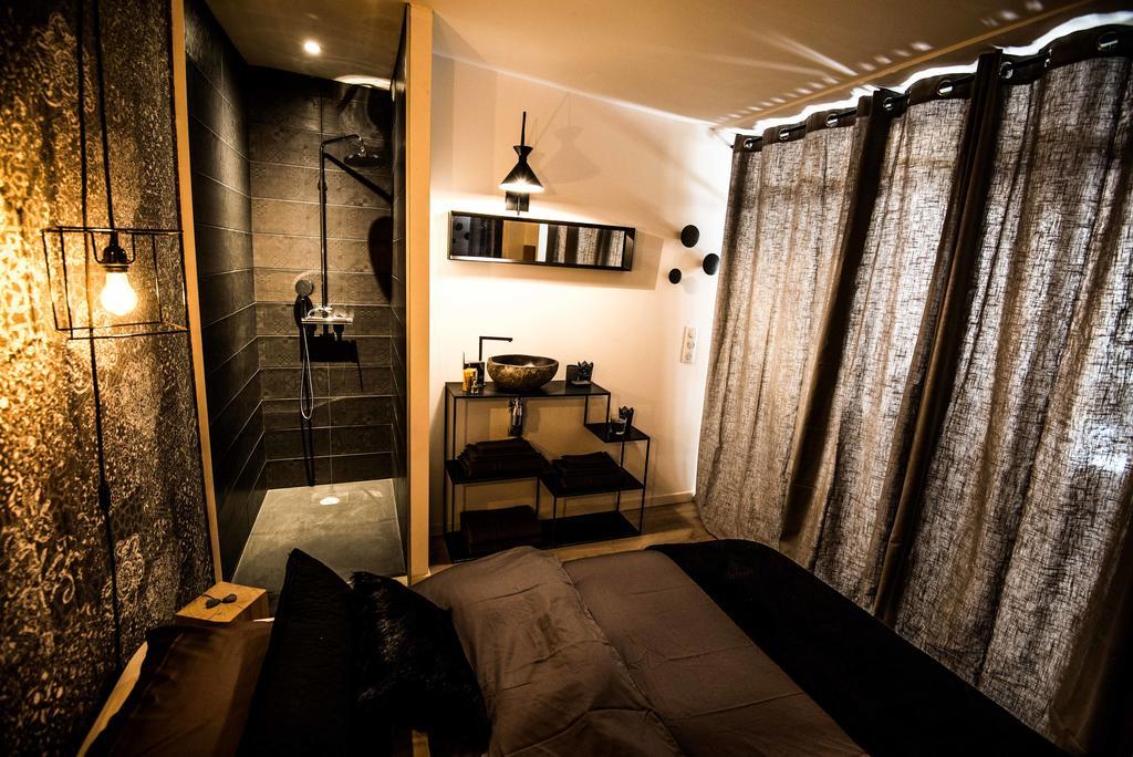 "Un Lieu Unique" Le Gold Et Le Cocon Apartment Annecy Ngoại thất bức ảnh