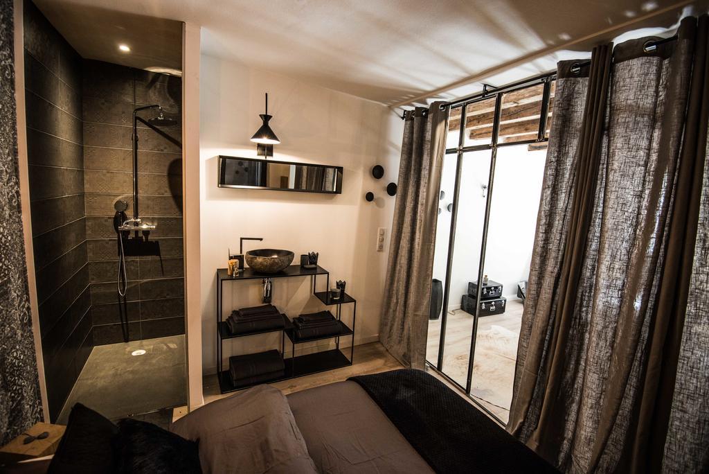 "Un Lieu Unique" Le Gold Et Le Cocon Apartment Annecy Ngoại thất bức ảnh