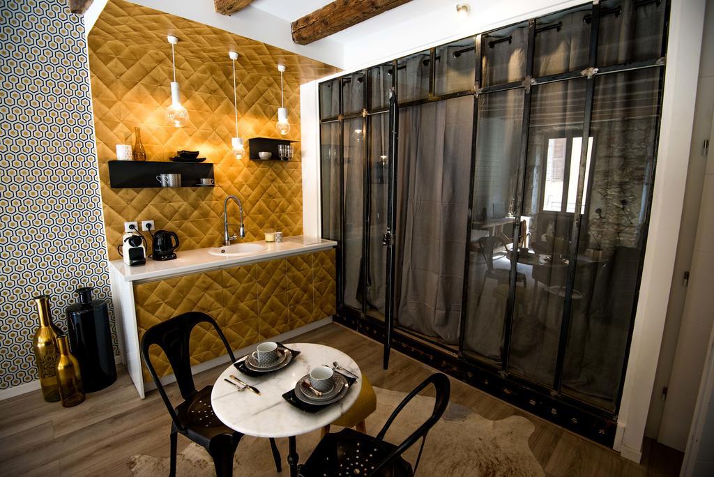 "Un Lieu Unique" Le Gold Et Le Cocon Apartment Annecy Ngoại thất bức ảnh