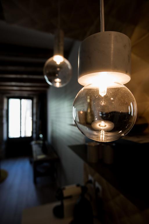 "Un Lieu Unique" Le Gold Et Le Cocon Apartment Annecy Ngoại thất bức ảnh